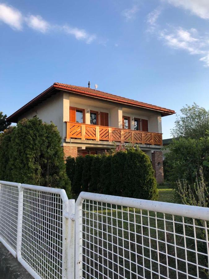 Lilla Villa Siófok Exterior foto